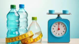 Su Diyeti: Gerçekten Zayıflatır Mı, Yoksa Tehlikeli Mi?