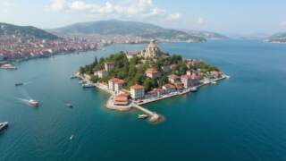 Kayaköy: Türkiye’nin Hayalet Köyü Neden 69 Yıldır Terk Edildi?