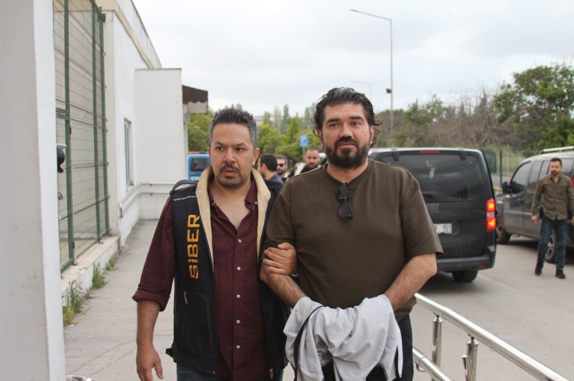 Rasim Ozan Kütahyalı’nın Arabası: Kara Para ve Hırsızlık Skandalı